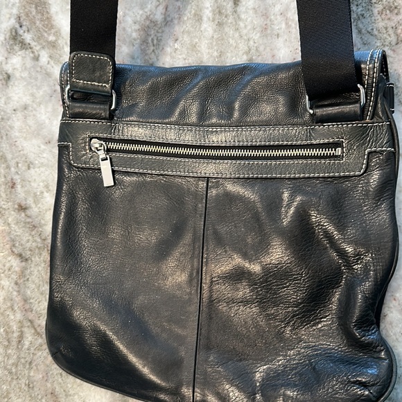 Larger Fossil Mail Carrier Crossbody with webbing thick strap flap 12 x 12 - Picture 5 of 5